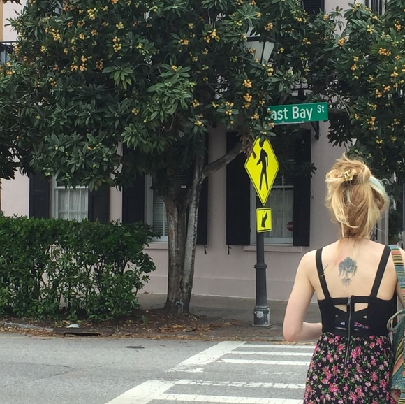 Meet your Posher, Stephanie - Picture 4 of 5